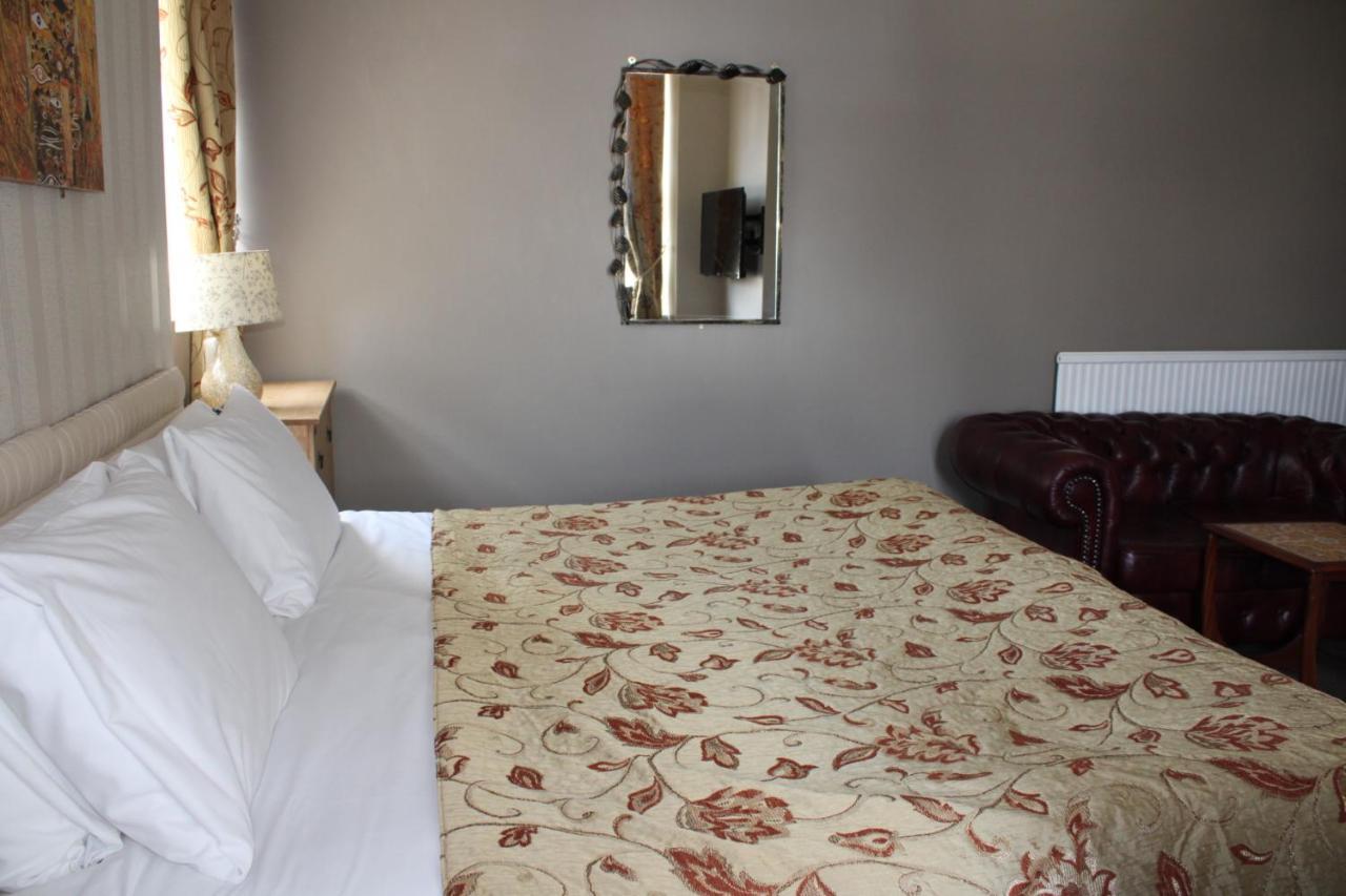 Clifton Villa Guest House Лландидно Экстерьер фото